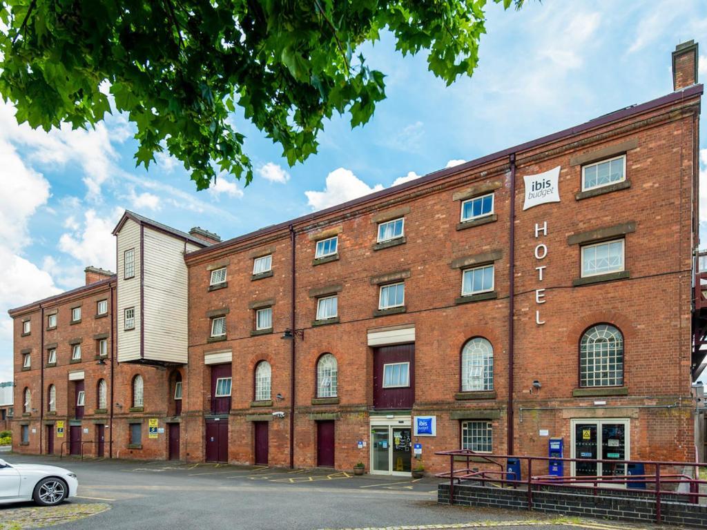 Go2 Burton Upon Trent Central Hotel Burton-upon-Trent Exterior foto